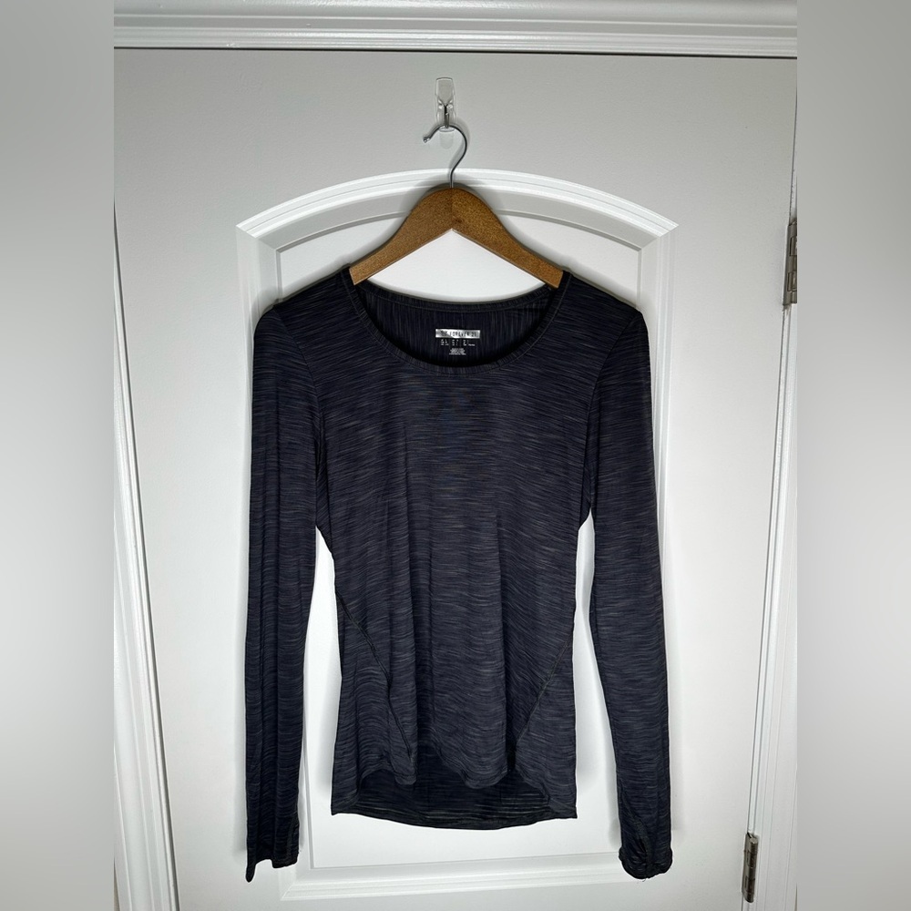 Forever 21 Charcoal Gray Fitted Long Sleeve Workout Top Y2K Winter Layer Yoga